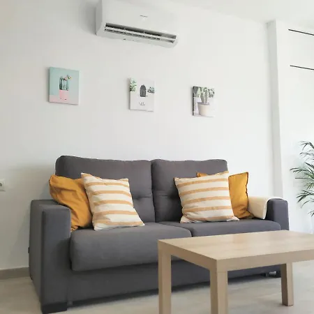 24h Self Check-in Centro Downtown * Torremolinos