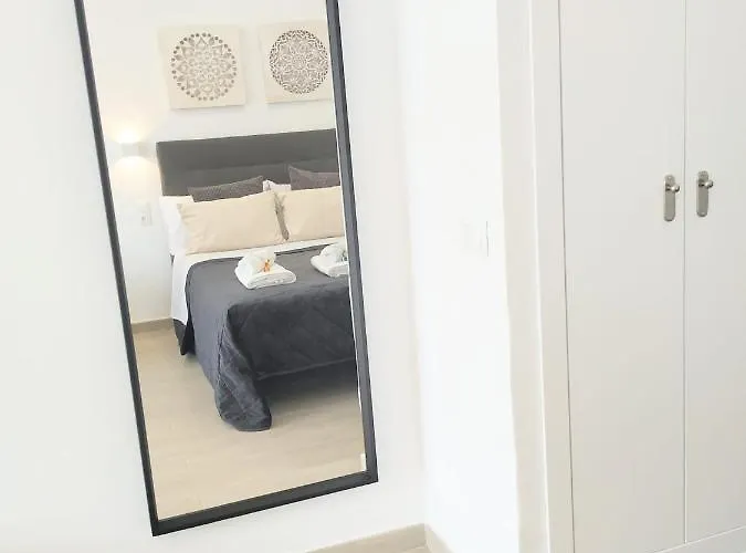 24h Self Check-in Centro Downtown * Torremolinos