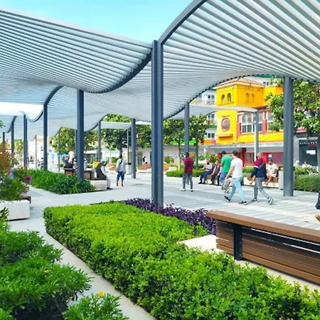 24h Self Check-in Centro Downtown Торремолинос