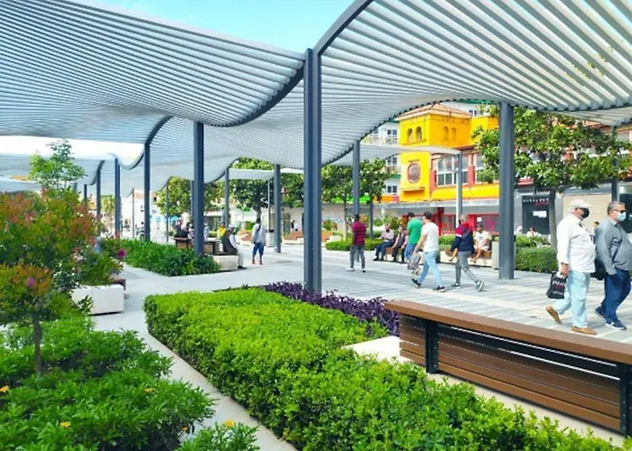 24h Self Check-in Centro Downtown 토레몰리노스